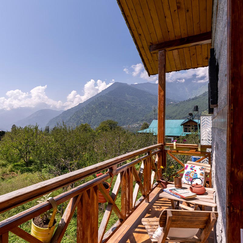Tranquil Homestay in Manali - Outdoor View