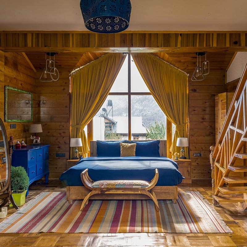 Picturesque Cottage in Manali - Garden View